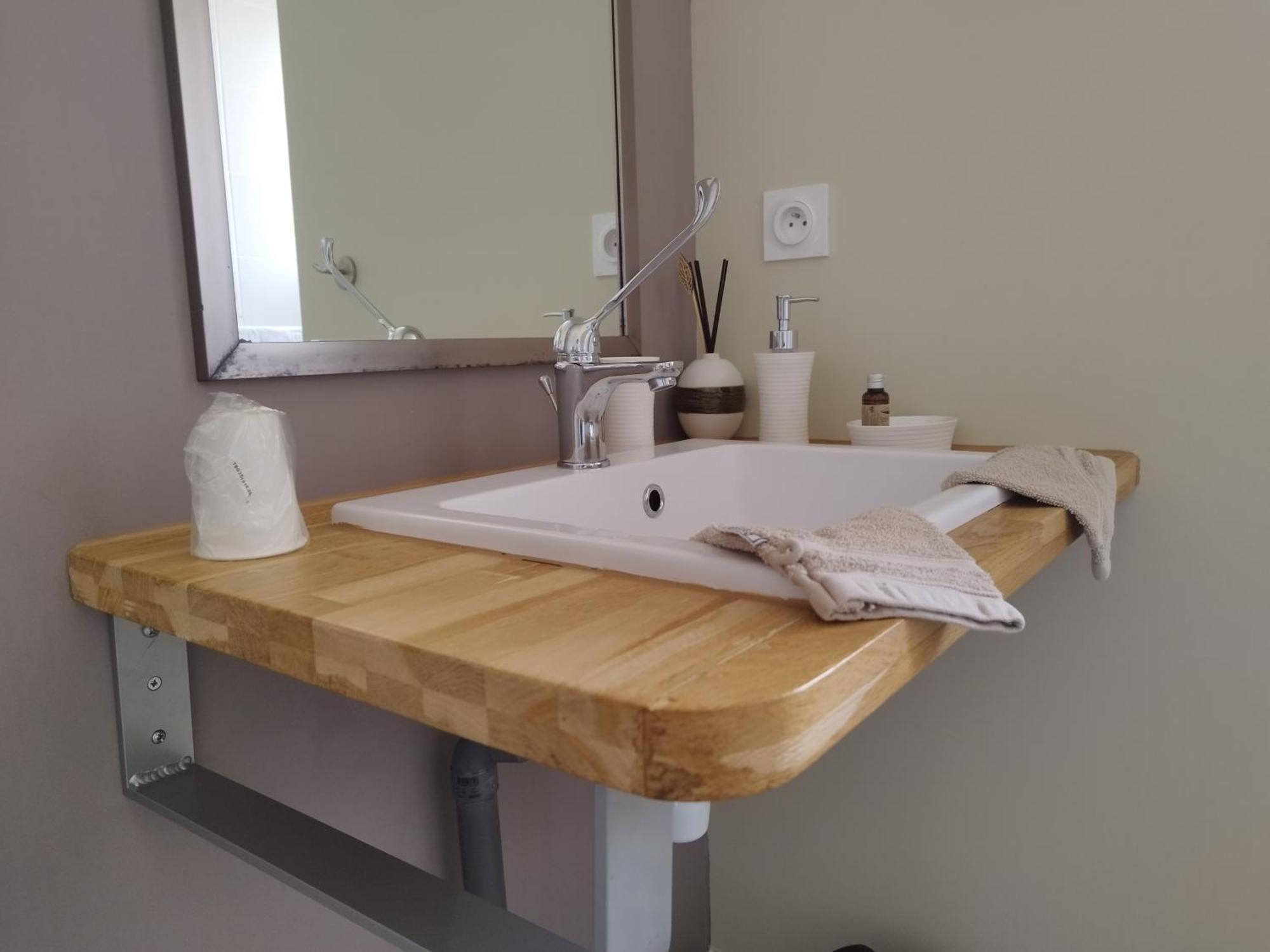 La Sarlamandre, Chambres Et Table D'Hotes Marcillac-Saint-Quentin Екстериор снимка