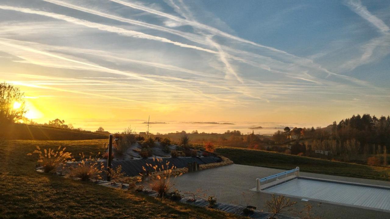 La Sarlamandre, Chambres Et Table D'Hotes Marcillac-Saint-Quentin Екстериор снимка
