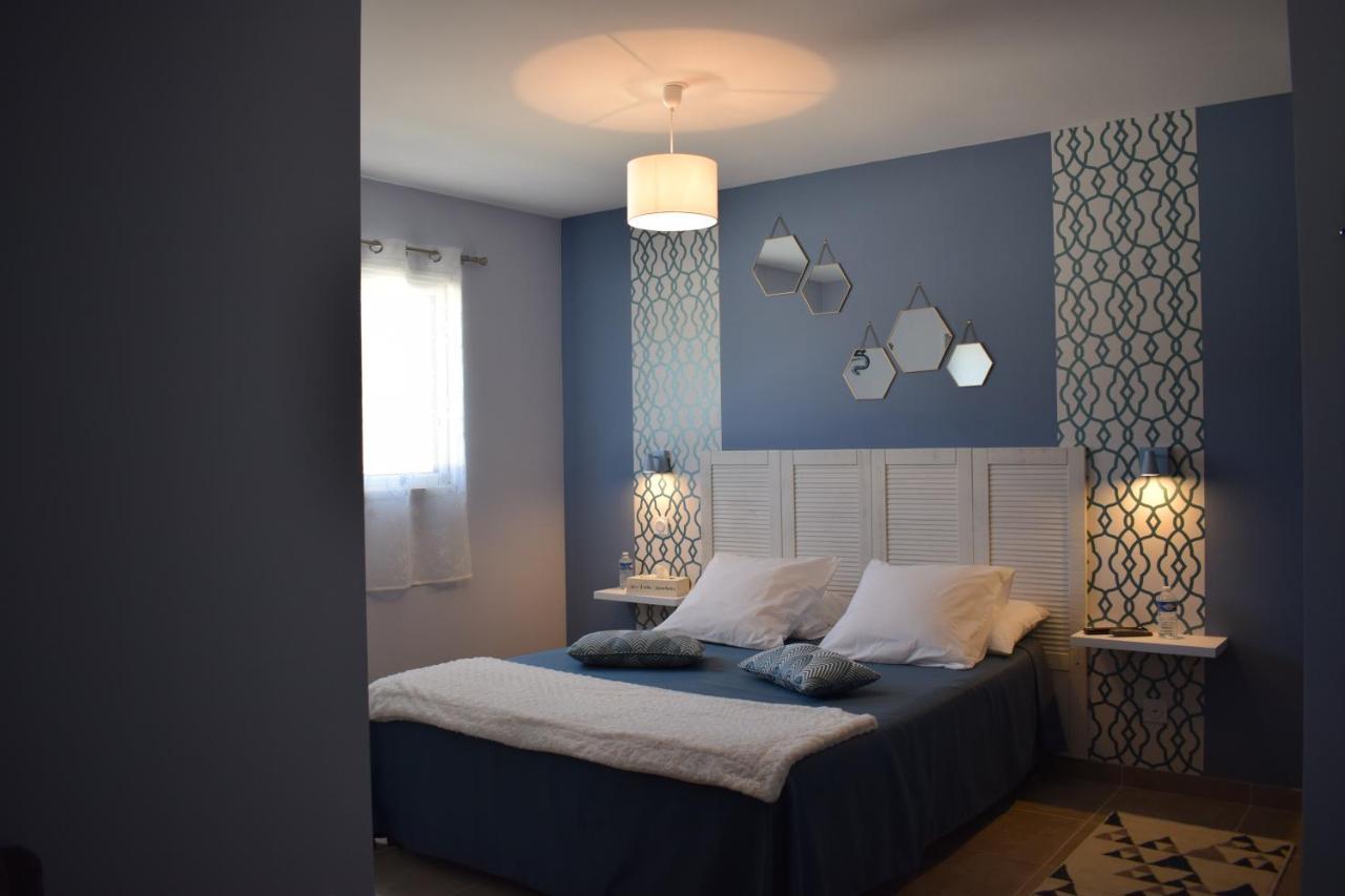 La Sarlamandre, Chambres Et Table D'Hotes Marcillac-Saint-Quentin Екстериор снимка